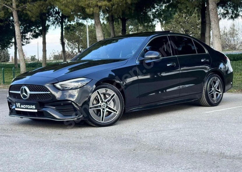Mercedes C 200 AMG arka çeyrek
