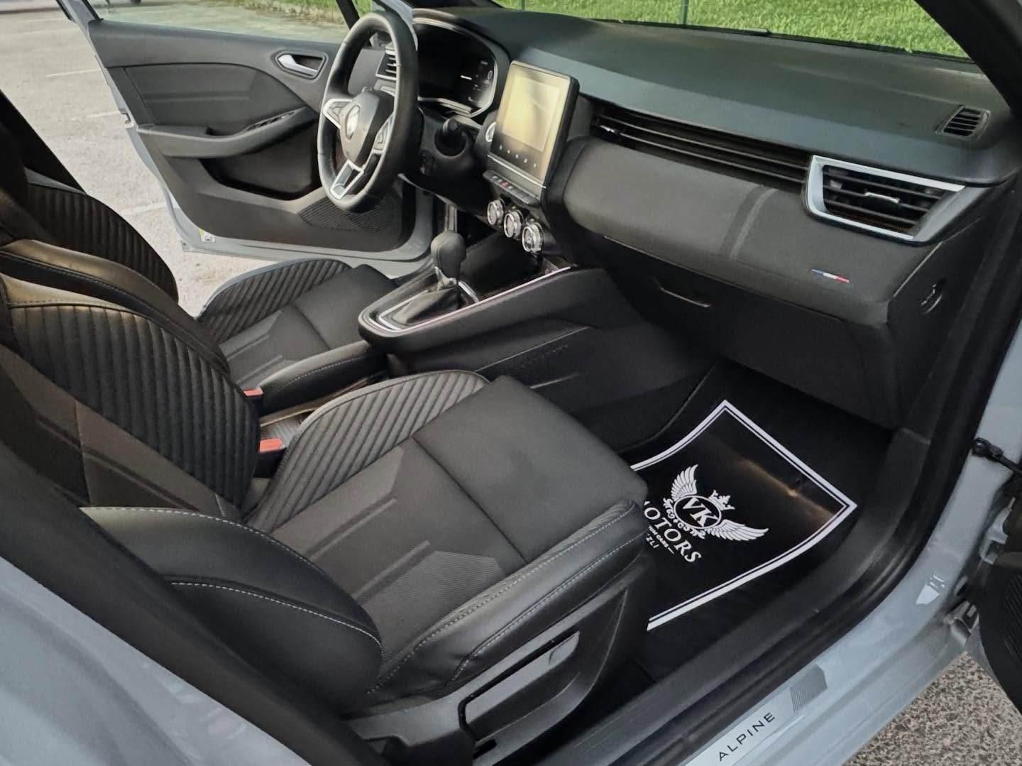 Renault Clio Esprit Alpine detay