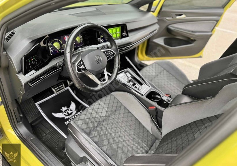 Volkswagen Golf R-Line iç görünüm